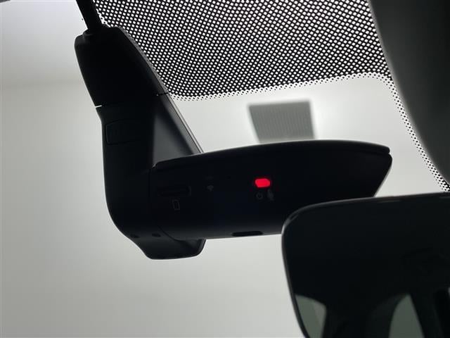 A4アバント 45TFSIクワトロ アドバンスド 純正メモリナビ 全方位カメラ レーダークルーズコントロール パーキングアシスト ビルドインETC2.0 ブラインドスポットモニター シートメモリー ステアリングリモコン ルーフレール パドルシフト(3枚目)