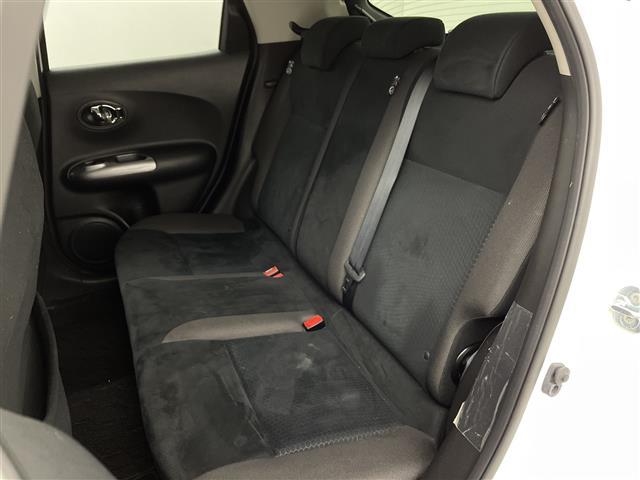 ジューク １５ＲＸ　Ｖアーバンセレクション　ワンオーナー　純正ＳＤナビ　アラウンドビューモニター　バックカメラ　ＥＴＣ　レーンキープアシスト　前方ドライブレコーダー　革巻きステアリング　ステアリングリモコン　純正１７インチアルミホイール（22枚目）