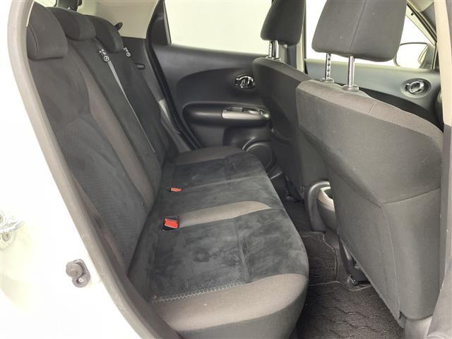 ジューク １５ＲＸ　Ｖアーバンセレクション　ワンオーナー　純正ＳＤナビ　アラウンドビューモニター　バックカメラ　ＥＴＣ　レーンキープアシスト　前方ドライブレコーダー　革巻きステアリング　ステアリングリモコン　純正１７インチアルミホイール（26枚目）