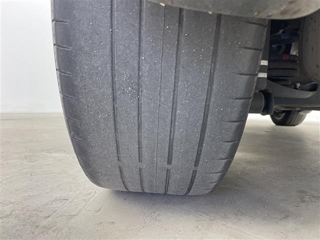 ジューク １５ＲＸ　Ｖアーバンセレクション　ワンオーナー　純正ＳＤナビ　アラウンドビューモニター　バックカメラ　ＥＴＣ　レーンキープアシスト　前方ドライブレコーダー　革巻きステアリング　ステアリングリモコン　純正１７インチアルミホイール（39枚目）