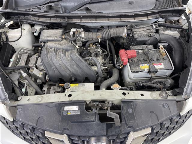 ジューク １５ＲＸ　Ｖアーバンセレクション　ワンオーナー　純正ＳＤナビ　アラウンドビューモニター　バックカメラ　ＥＴＣ　レーンキープアシスト　前方ドライブレコーダー　革巻きステアリング　ステアリングリモコン　純正１７インチアルミホイール（40枚目）