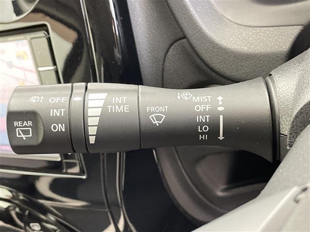 ノート ｅ－パワー　Ｘ　純正ナビ　アラウンドビューモニター　エマージェンシーブレーキ　ナビ連動ドライブレコーダー　デジタルインナーミラー　純正フロアマット　コーナーセンサー　プッシュスタートボタン　ビルドインＥＴＣ　ステリモ（9枚目）