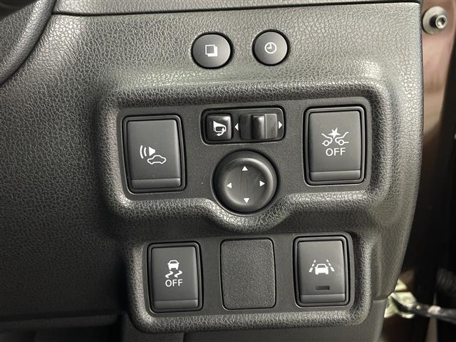 ノート ｅ－パワー　Ｘ　純正ナビ　アラウンドビューモニター　エマージェンシーブレーキ　ナビ連動ドライブレコーダー　デジタルインナーミラー　純正フロアマット　コーナーセンサー　プッシュスタートボタン　ビルドインＥＴＣ　ステリモ（15枚目）