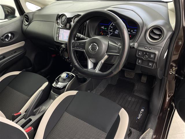 ノート ｅ－パワー　Ｘ　純正ナビ　アラウンドビューモニター　エマージェンシーブレーキ　ナビ連動ドライブレコーダー　デジタルインナーミラー　純正フロアマット　コーナーセンサー　プッシュスタートボタン　ビルドインＥＴＣ　ステリモ（24枚目）