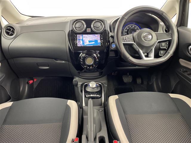 ノート ｅ－パワー　Ｘ　純正ナビ　アラウンドビューモニター　エマージェンシーブレーキ　ナビ連動ドライブレコーダー　デジタルインナーミラー　純正フロアマット　コーナーセンサー　プッシュスタートボタン　ビルドインＥＴＣ　ステリモ（42枚目）