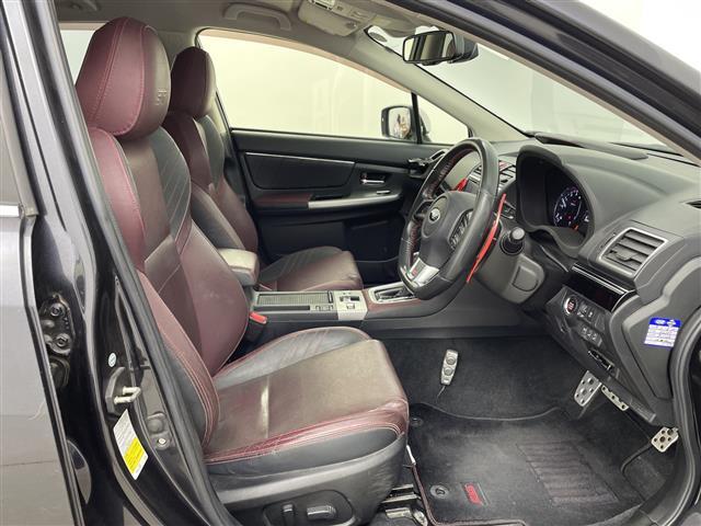 レヴォーグ 1.6STIスポーツアイサイト 社外ナビ レーダークルーズコントロール パドルシフト シートヒーター ブラインドスポットモニター オートハイビーム レザーシート ヘッドライトレベライザー ヒルスタートアシスト プッシュスタートボタン(19枚目)