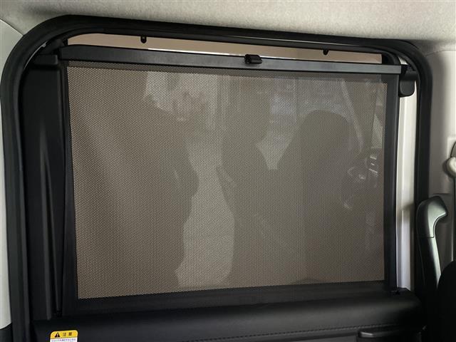 ルーミー カスタムＧ－Ｔ　純正９インチナビ（ＣＤ／ＤＶＤ／ＢＴ／フルセグＴＶ）／純正フリップダウンモニター／両側パワースライドドア／レーダークルーズコントロール／スマートアシスト／パノラミックビューモニター（21枚目）