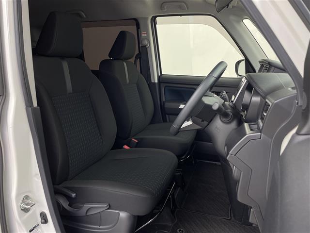 ルーミー カスタムＧ－Ｔ　純正９インチナビ（ＣＤ／ＤＶＤ／ＢＴ／フルセグＴＶ）／純正フリップダウンモニター／両側パワースライドドア／レーダークルーズコントロール／スマートアシスト／パノラミックビューモニター（23枚目）