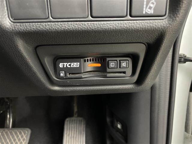 ステップワゴンスパーダ スパーダハイブリッド G・EX ホンダセンシング 純正ナビ Bluetooth フルセグTV HDMI 全方位カメラ 両側パワースライドドア ハーフレザーシート シートヒーター 電動パーキングブレーキ オートホールド ホンダセンシング(4枚目)