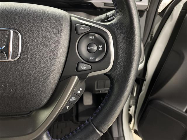 ステップワゴンスパーダ スパーダハイブリッド G・EX ホンダセンシング 純正ナビ Bluetooth フルセグTV HDMI 全方位カメラ 両側パワースライドドア ハーフレザーシート シートヒーター 電動パーキングブレーキ オートホールド ホンダセンシング(7枚目)