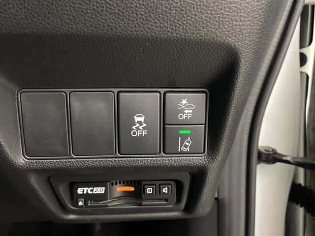 ステップワゴンスパーダ スパーダハイブリッド G・EX ホンダセンシング 純正ナビ Bluetooth フルセグTV HDMI 全方位カメラ 両側パワースライドドア ハーフレザーシート シートヒーター 電動パーキングブレーキ オートホールド ホンダセンシング(12枚目)