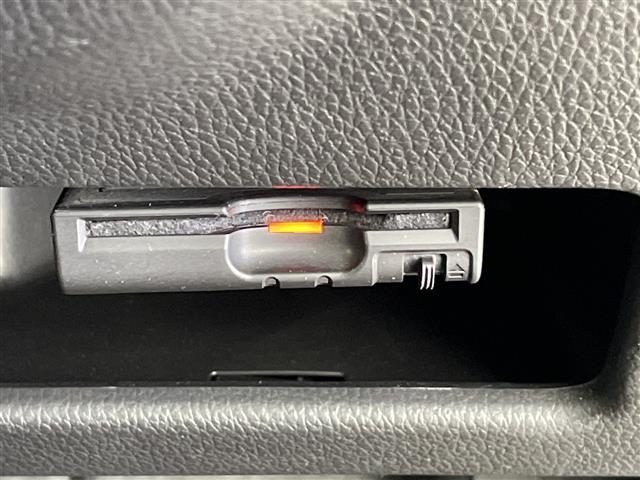 デイズルークス ハイウェイスター X Gパッケージ 純正ナビ フルセグ BT アラウンドビューモニター 両側パワースライドドア オートライト ETC 純正フロアマット 純正ドアバイザー スマートキー プッシュスタートボタン アイドリングストップ(4枚目)