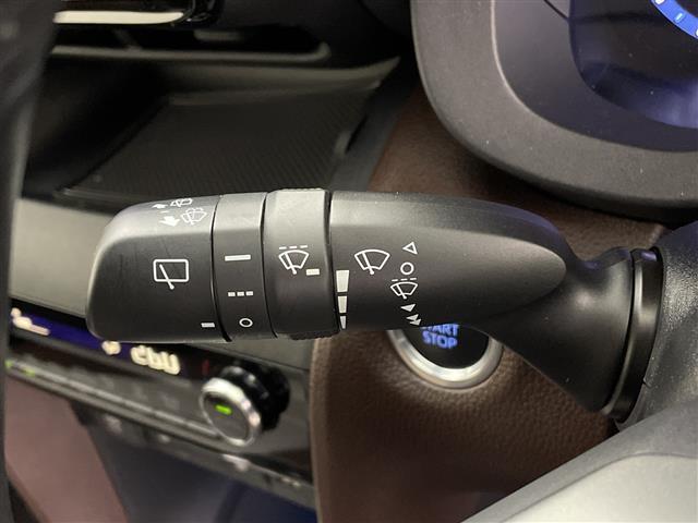 ヤリスクロス Z 純正ディスプレイオーディオ(BT/フルセグTV)/パノラミックビューモニター/レーダークルーズコントロール/プリクラッシュセーフティ/レーンキープアシスト/オートライト/オートマチックハイビーム(8枚目)