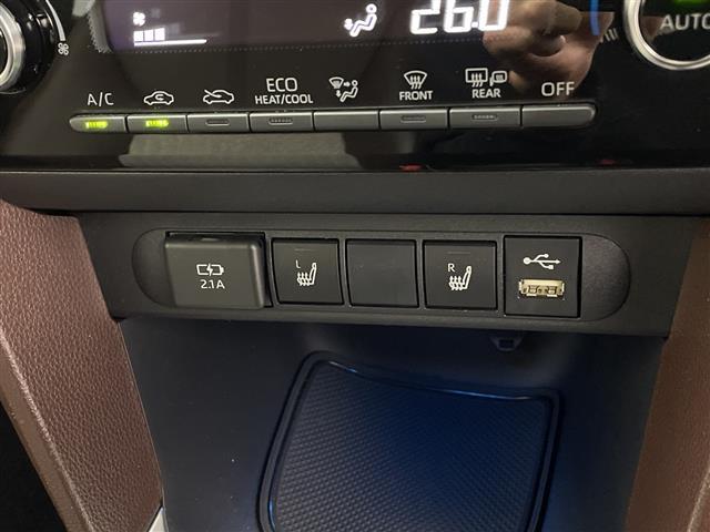 ヤリスクロス Z 純正ディスプレイオーディオ(BT/フルセグTV)/パノラミックビューモニター/レーダークルーズコントロール/プリクラッシュセーフティ/レーンキープアシスト/オートライト/オートマチックハイビーム(12枚目)