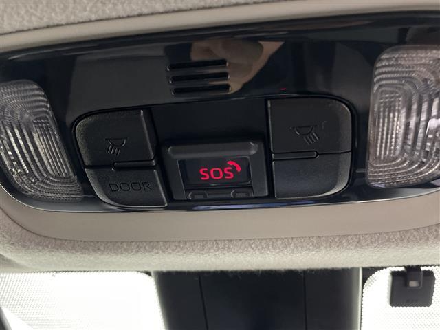 ヤリスクロス Z 純正ディスプレイオーディオ(BT/フルセグTV)/パノラミックビューモニター/レーダークルーズコントロール/プリクラッシュセーフティ/レーンキープアシスト/オートライト/オートマチックハイビーム(22枚目)