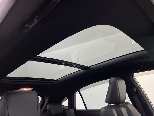 ハリアー プレミアム アドバンスドパッケージ スタイルモーヴ サンルーフ 純正ナビ JBLプレミアムサウンド パノラミックビューモニター レーダークルーズコントロール プリクラッシュセーフティ レーンキープアシスト ドライブレコーダー シートヒーター フルセグ(2枚目)