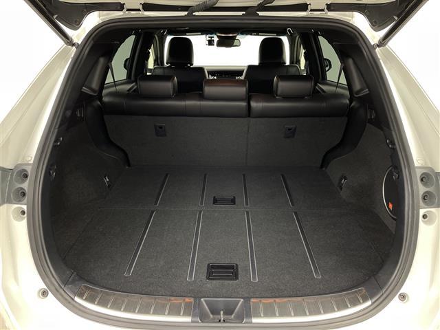 ハリアー プレミアム アドバンスドパッケージ スタイルモーヴ サンルーフ 純正ナビ JBLプレミアムサウンド パノラミックビューモニター レーダークルーズコントロール プリクラッシュセーフティ レーンキープアシスト ドライブレコーダー シートヒーター フルセグ(24枚目)