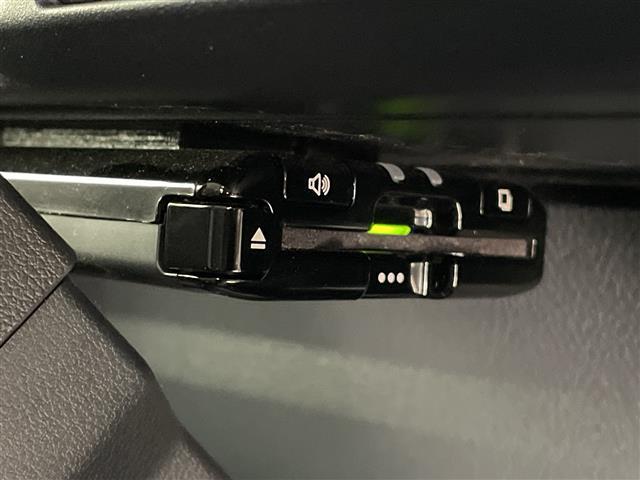 ランドクルーザー７０ ＡＸ　アルパイン製ナビ　クルーズコントロール　バックカメラ　ＥＴＣ　前後ドライブレコーダー　オートハイビーム　レーンディパーチャーアラート　純正フロアマット　ＬＥＤヘッドライト　純正ＡＷ　ヒルディセント（4枚目）