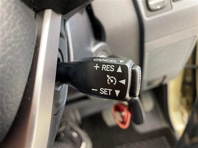 ランドクルーザー７０ ＡＸ　アルパイン製ナビ　クルーズコントロール　バックカメラ　ＥＴＣ　前後ドライブレコーダー　オートハイビーム　レーンディパーチャーアラート　純正フロアマット　ＬＥＤヘッドライト　純正ＡＷ　ヒルディセント（8枚目）