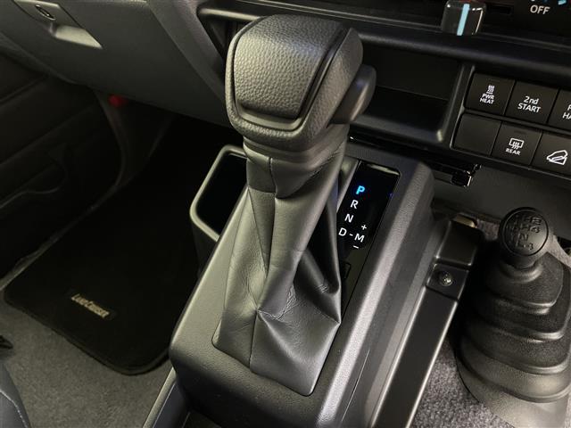 ランドクルーザー７０ ＡＸ　アルパイン製ナビ　クルーズコントロール　バックカメラ　ＥＴＣ　前後ドライブレコーダー　オートハイビーム　レーンディパーチャーアラート　純正フロアマット　ＬＥＤヘッドライト　純正ＡＷ　ヒルディセント（13枚目）