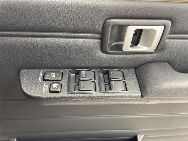 ランドクルーザー７０ ＡＸ　アルパイン製ナビ　クルーズコントロール　バックカメラ　ＥＴＣ　前後ドライブレコーダー　オートハイビーム　レーンディパーチャーアラート　純正フロアマット　ＬＥＤヘッドライト　純正ＡＷ　ヒルディセント（19枚目）