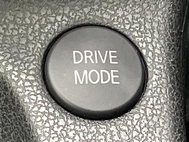 ノート フルエアロ 純正ナビ バックカメラ ドライブレコーダー エマージェンシーブレーキ レーンディパーチャーアラート コーナーセンサー ステアリングリモコン ETC 衝突軽減ブレーキ プッシュスタートボタン(15枚目)