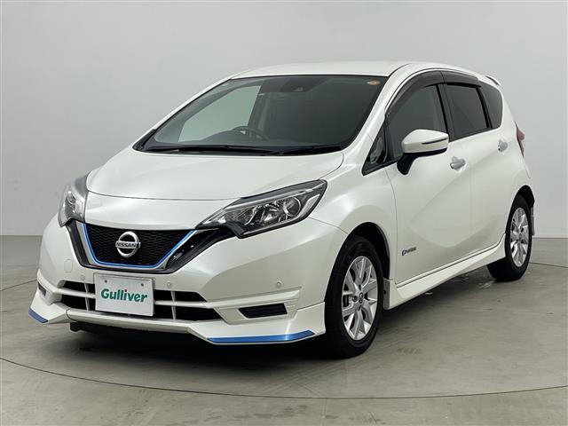 ノート フルエアロ 純正ナビ バックカメラ ドライブレコーダー エマージェンシーブレーキ レーンディパーチャーアラート コーナーセンサー ステアリングリモコン ETC 衝突軽減ブレーキ プッシュスタートボタン(26枚目)