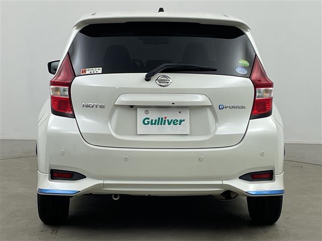 ノート フルエアロ 純正ナビ バックカメラ ドライブレコーダー エマージェンシーブレーキ レーンディパーチャーアラート コーナーセンサー ステアリングリモコン ETC 衝突軽減ブレーキ プッシュスタートボタン(29枚目)