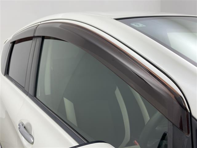 ノート フルエアロ 純正ナビ バックカメラ ドライブレコーダー エマージェンシーブレーキ レーンディパーチャーアラート コーナーセンサー ステアリングリモコン ETC 衝突軽減ブレーキ プッシュスタートボタン(33枚目)