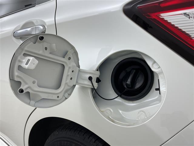 ノート フルエアロ 純正ナビ バックカメラ ドライブレコーダー エマージェンシーブレーキ レーンディパーチャーアラート コーナーセンサー ステアリングリモコン ETC 衝突軽減ブレーキ プッシュスタートボタン(34枚目)