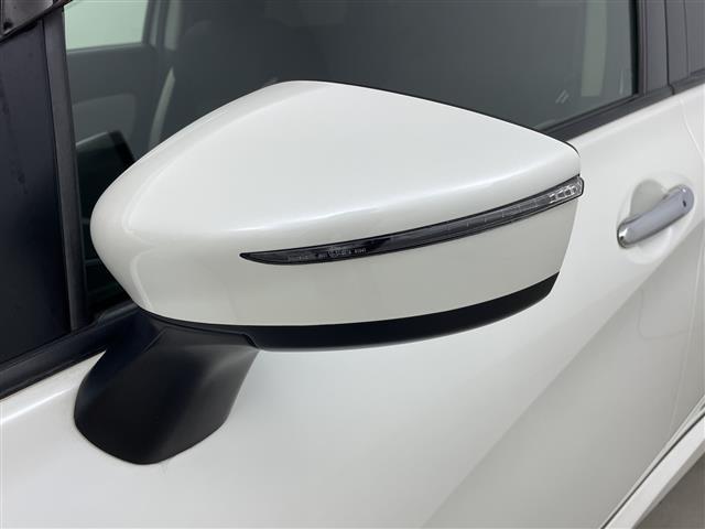 ノート フルエアロ 純正ナビ バックカメラ ドライブレコーダー エマージェンシーブレーキ レーンディパーチャーアラート コーナーセンサー ステアリングリモコン ETC 衝突軽減ブレーキ プッシュスタートボタン(38枚目)