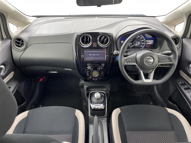 ノート フルエアロ 純正ナビ バックカメラ ドライブレコーダー エマージェンシーブレーキ レーンディパーチャーアラート コーナーセンサー ステアリングリモコン ETC 衝突軽減ブレーキ プッシュスタートボタン(42枚目)