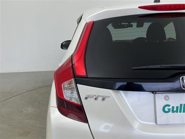 フィット １３Ｇ・Ｆパッケージ　純正ナビ　Ｂｌｕｅｔｏｏｔｈ　フルセグＴＶ　バックカメラ　ＥＴＣ　アイドリングストップ　ステアリングスイッチ　ドアバイザー　スペアキー　カーテンエアバッグ　前方ドライブレコーダー（39枚目）