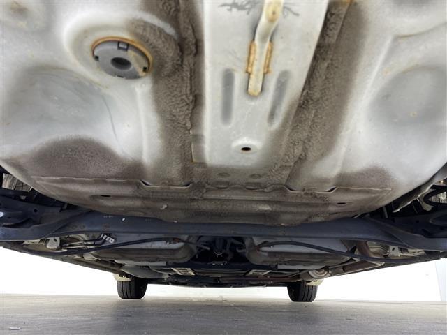 フィット １３Ｇ・Ｆパッケージ　純正ナビ　Ｂｌｕｅｔｏｏｔｈ　フルセグＴＶ　バックカメラ　ＥＴＣ　アイドリングストップ　ステアリングスイッチ　ドアバイザー　スペアキー　カーテンエアバッグ　前方ドライブレコーダー（41枚目）