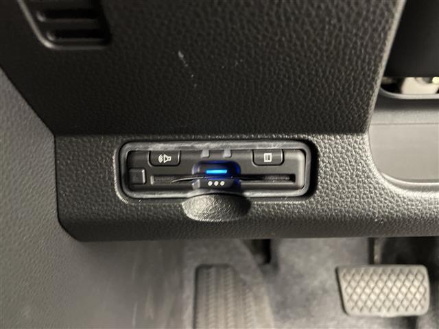 N-ONE オリジナル 純正ナビ Bluetooth バックカメラ クルーズコントロール ETC 電動パーキングブレーキ オートホールド ホンダセンシング オートマチックハイビーム ハーフレザーシート チップアップシート(4枚目)