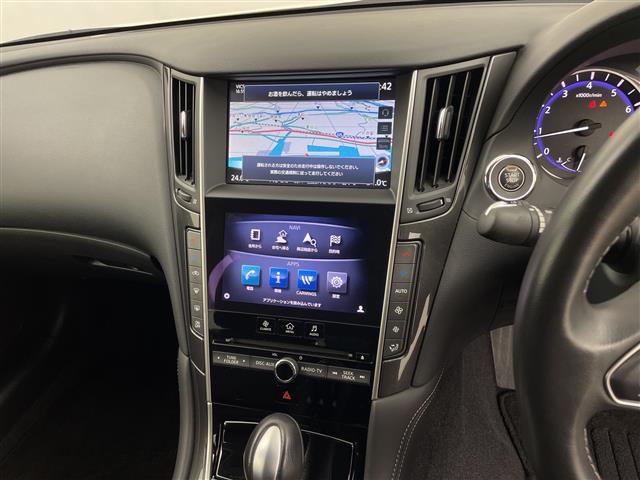 スカイライン 200GT-t 純正ナビ Bluetooth フルセグTV バックカメラ クルーズコントロール LEDヘッドライト パワーシート ハーフレザーシート ETC 革巻きステアリング 純正アルミホイール(13枚目)