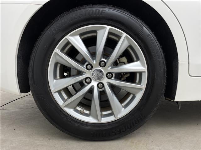 スカイライン 200GT-t 純正ナビ Bluetooth フルセグTV バックカメラ クルーズコントロール LEDヘッドライト パワーシート ハーフレザーシート ETC 革巻きステアリング 純正アルミホイール(37枚目)