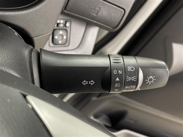 デイズルークス ハイウェイスター X Gパッケージ 純正ナビ(CD/DVD/BT/フルセグTV)/アラウンドビューモニター/両側パワースライドドア/オートライト/ステアリングスイッチ/アイドリングストップ/シートヒーター/シートバックテーブル(8枚目)