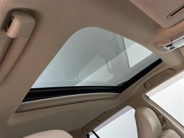 ランドクルーザープラド TX Lパッケージ 純正ナビ Bluetooth フルセグTV トヨタセーフティセンス ワンオーナー ETC バックカメラ Androidauto サンルーフ 前後ドライブレコーダー パワーシート シートヒーター(3枚目)