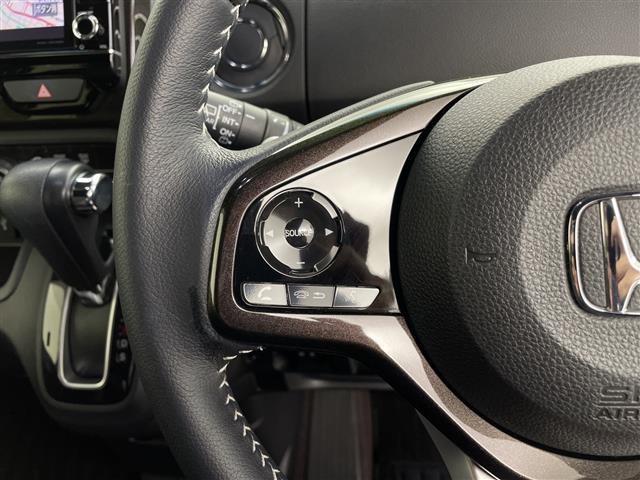 N-BOXカスタム G・Lターボホンダセンシング ホンダセンシング ワンオーナー アイドリングストップ パドルシフト ターボ スペアキー 純正ナビ Bluetooth フルセグTV ETC バックカメラ ドライブレコーダー ベンチシート(6枚目)