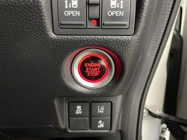 N-BOXカスタム G・Lターボホンダセンシング ホンダセンシング ワンオーナー アイドリングストップ パドルシフト ターボ スペアキー 純正ナビ Bluetooth フルセグTV ETC バックカメラ ドライブレコーダー ベンチシート(11枚目)