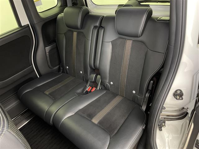 N-BOXカスタム G・Lターボホンダセンシング ホンダセンシング ワンオーナー アイドリングストップ パドルシフト ターボ スペアキー 純正ナビ Bluetooth フルセグTV ETC バックカメラ ドライブレコーダー ベンチシート(23枚目)