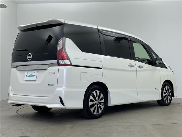 セレナ (32枚目)