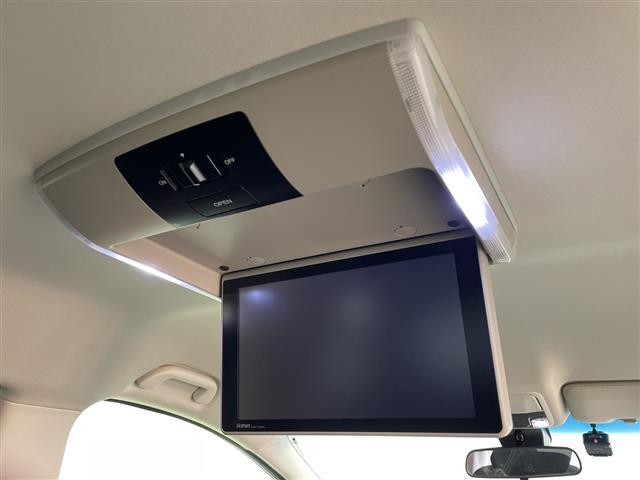 オデッセイハイブリッド ハイブリッド ホンダセンシング フリップダウンモニター アダプティブクルーズコントロール 純正8インチナビ LKAS RSA 先行車発進お知らせ機能 バックカメラ オートハイビーム LEDヘッドライト BSM(2枚目)