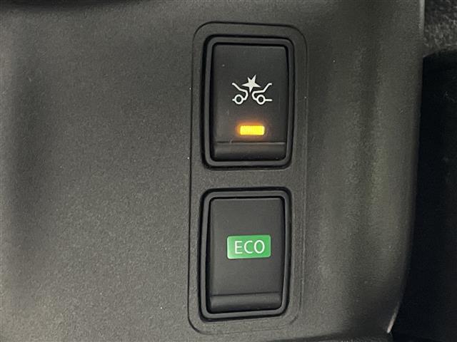 セレナ ハイウェイスター VセレクションII 社外ナビ(CD/DVD/BT/フルセグTV)/アラウンドビューモニター/プロパイロット/インテリジェントルームミラー/エマージェンシーブレーキ/レーンキープアシスト/電動パーキングブレーキ(17枚目)