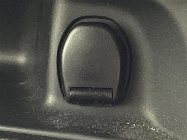 セレナ ハイウェイスター VセレクションII 社外ナビ(CD/DVD/BT/フルセグTV)/アラウンドビューモニター/プロパイロット/インテリジェントルームミラー/エマージェンシーブレーキ/レーンキープアシスト/電動パーキングブレーキ(18枚目)