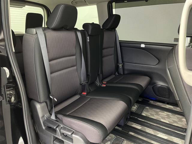 セレナ ハイウェイスター VセレクションII 社外ナビ(CD/DVD/BT/フルセグTV)/アラウンドビューモニター/プロパイロット/インテリジェントルームミラー/エマージェンシーブレーキ/レーンキープアシスト/電動パーキングブレーキ(28枚目)