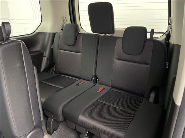 セレナ ハイウェイスター VセレクションII 社外ナビ(CD/DVD/BT/フルセグTV)/アラウンドビューモニター/プロパイロット/インテリジェントルームミラー/エマージェンシーブレーキ/レーンキープアシスト/電動パーキングブレーキ(30枚目)