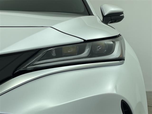 ハリアー Ｚ　純正１２．３型ディスプレイオーディオナビ　ＪＢＬプレミアムサウンド　調光パノラマルーフ　パノラミックビューモニター　ハーフレザーシート　トヨタセーフティセンス　レーダークルーズコントロール　ＢＳＭ（35枚目）