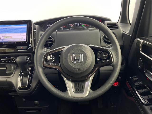 Ｎ－ＢＯＸカスタム Ｇ・Ｌホンダセンシング　社外ナビ　衝突軽減ブレーキ　レーンキープアシスト　車線逸脱警報　誤発進抑制機能　認識機能　アダプティブクルーズコントロール　先行車発進通知　両側パワースライドドア　ステアリングリモコン　ドラレコ（5枚目）